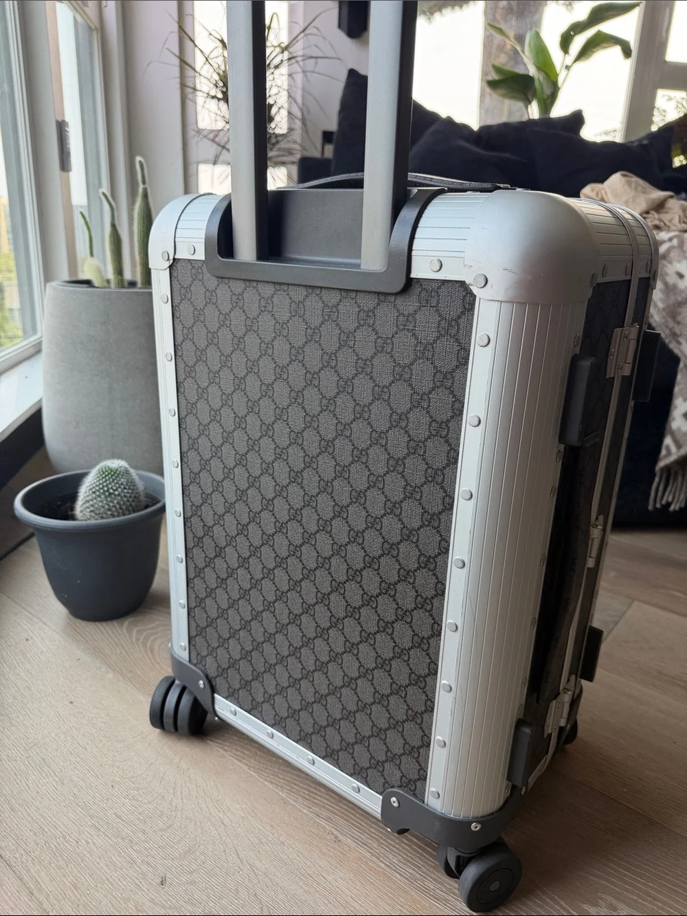 Gucci Porter Trolley carry-on